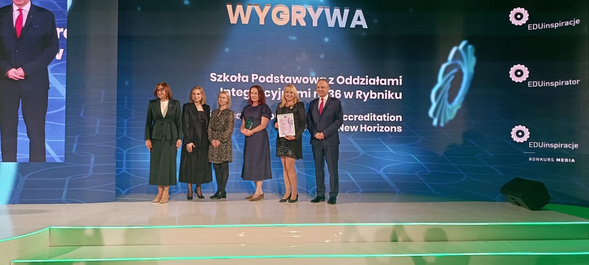 Wręczenie nagrody EITA podczas uroczystej gali Fundacji Rozwoju Systemu Edukacji 2025 w Warszawie 