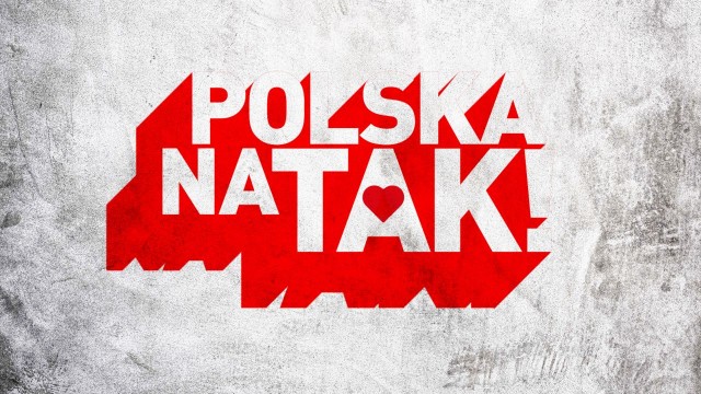 Napis "Polska na tak" na szarym tle